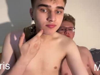 best_frendss webcam model stream image