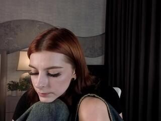 Wilone Grundy webcam model stream image