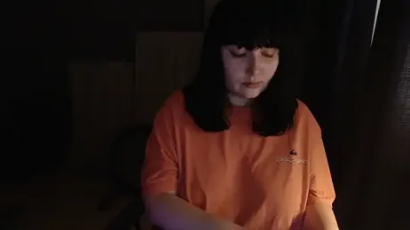 Lynylou webcam model stream image