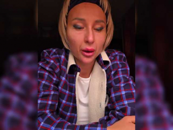 ARotikA webcam model stream image