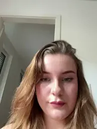 MaribelRiver webcam model stream image