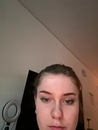 MaribelRiver webcam model stream image