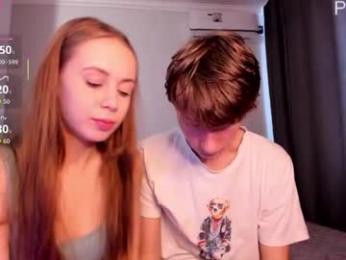 couplewetlove webcam model stream image