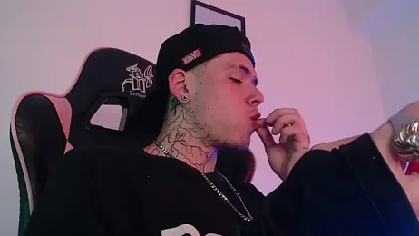 Anhonymus webcam model stream image