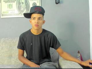 Angel Lamberth webcam model stream image
