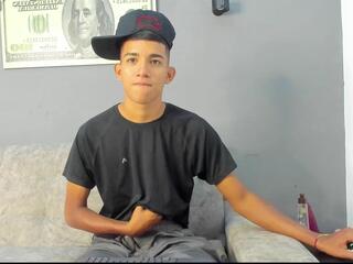 Angel Lamberth webcam model stream image