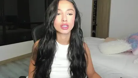 EvaMoet webcam model stream image