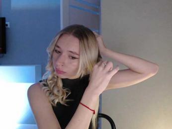 Emily-Hartt webcam model stream image