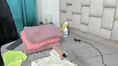 Roxy-Smith webcam model stream image