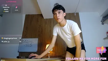 JULLIAN_ webcam model stream image