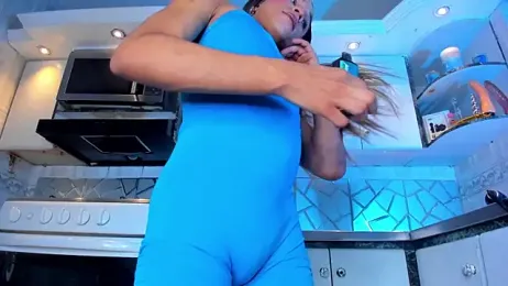 Riley_Blue webcam model stream image