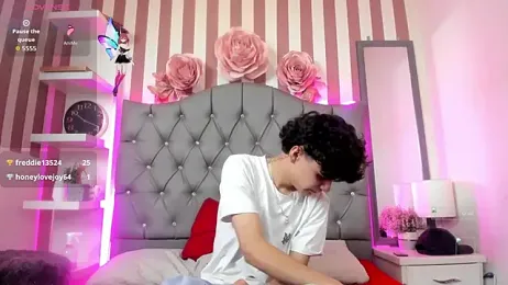 AxelWolfe webcam model stream image