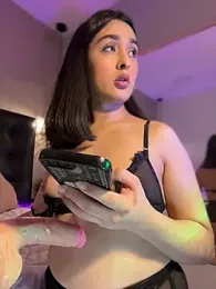 MiahWindsor webcam model stream image