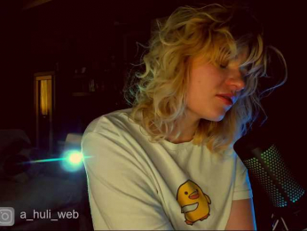 A-Huli webcam model stream image