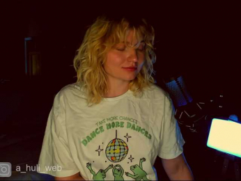 A-Huli webcam model stream image