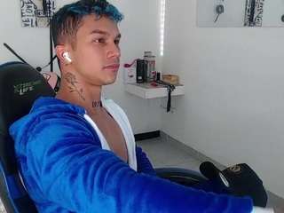 leonardprice1 webcam model stream image