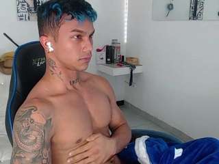 leonardprice1 webcam model stream image