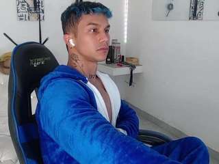leonardprice1 webcam model stream image