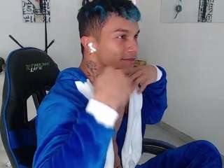 leonardprice1 webcam camsoda model stream image