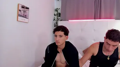 Alejo-and-Thiago webcam model stream image