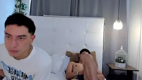 Alejo-and-Thiago webcam model stream image