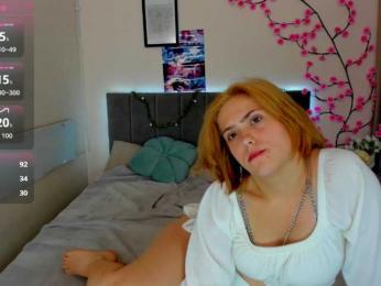DellaRowwe webcam bongacams model stream image