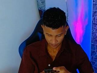 Cameron Fred webcam flirt4free model stream image