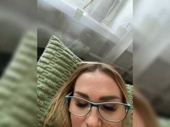 Lisa1225 webcam model stream image