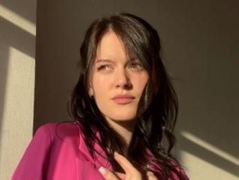 MaudGuerrido webcam livejasmin model stream image