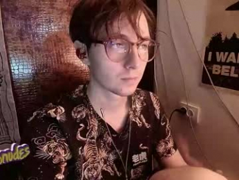 cosmonudes webcam model stream image