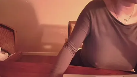 Nina24 webcam model stream image