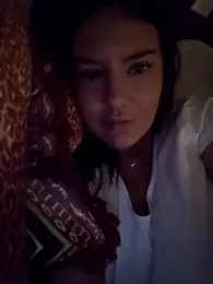 Nina24 webcam model stream image