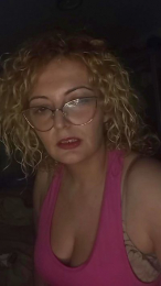 gloww873 webcam model stream image