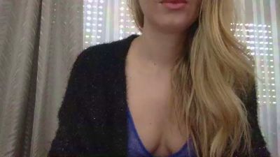 LOOKMEFRAGOLA webcam model stream image