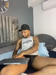 Robin_Rief webcam model stream image