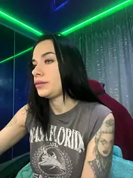 Queen_of_pain webcam model stream image