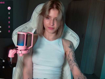 LizaKisses webcam model stream image