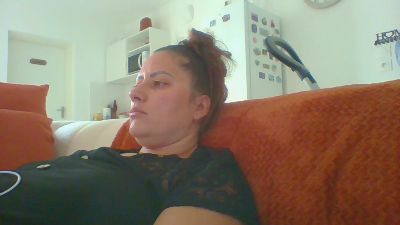 Lauracamc webcam model stream image