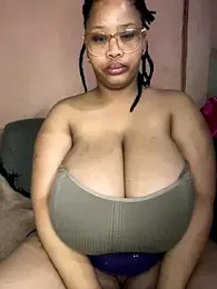 NonoGotBoobies webcam model stream image