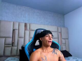 Croy Myers webcam model stream image