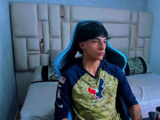 Croy Myers webcam flirt4free model stream image