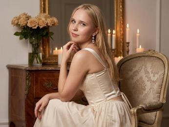 MayraShost webcam livejasmin model stream image
