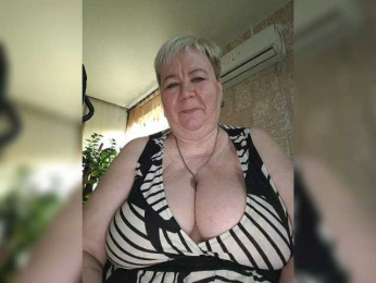 Alena61 webcam bongacams model stream image