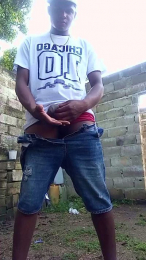 Black_spitpiss webcam cam4 model stream image