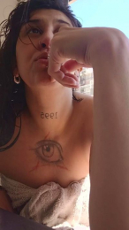 Amparo95 webcam model stream image
