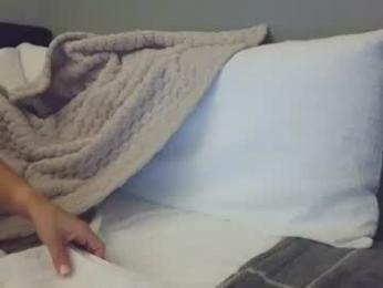 bhansen111 webcam model stream image