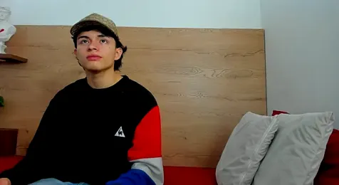 meganandtylerr19 webcam stripchat model stream image