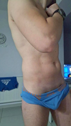 6men9 webcam model stream image