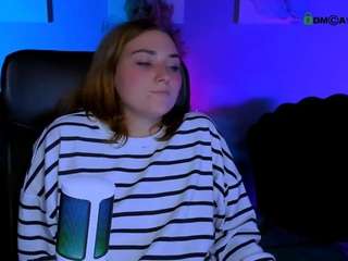 kim-classy webcam camsoda model stream image