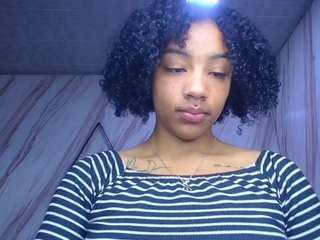 violeth-b webcam model stream image